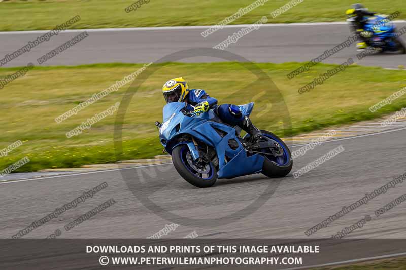 anglesey no limits trackday;anglesey photographs;anglesey trackday photographs;enduro digital images;event digital images;eventdigitalimages;no limits trackdays;peter wileman photography;racing digital images;trac mon;trackday digital images;trackday photos;ty croes